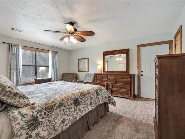 115 Lake Crest Drive, Etoile, TX 75944