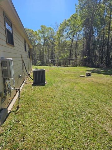 115 Lake Crest Drive, Etoile, TX 75944