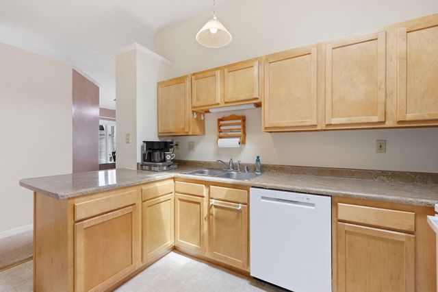 4205 Heathmoor Court, Lexington, KY 40514
