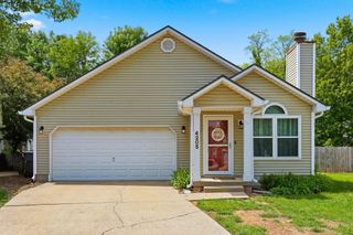 4205 Heathmoor Court, Lexington, KY 40514