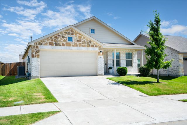 320 Red Rock Trail, Fort Worth, TX 76052
