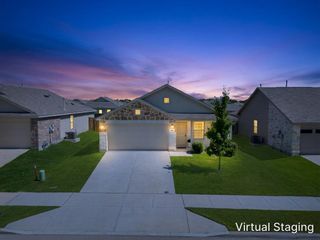 320 Red Rock Trail, Fort Worth, TX 76052