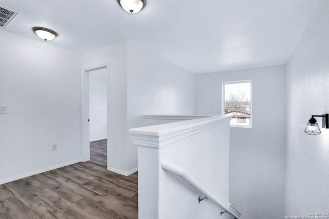 874 E Sunshine Dr Unit 102, San Antonio, TX 78228
