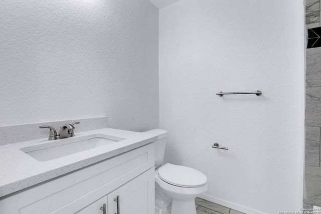 874 E Sunshine Dr Unit 102, San Antonio, TX 78228
