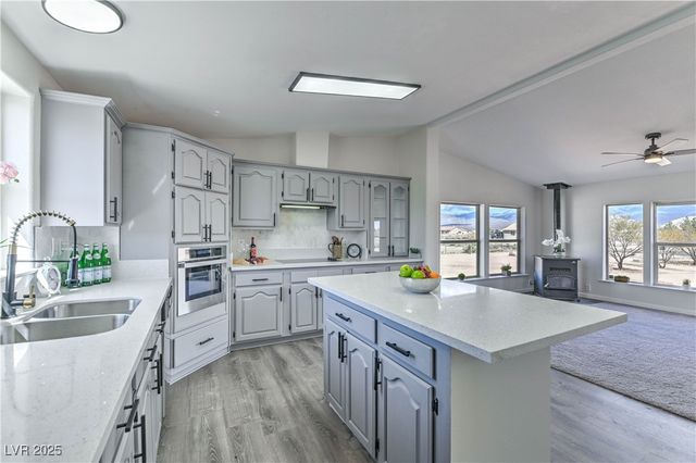 3630 Vanguard Avenue, Pahrump, NV 89048