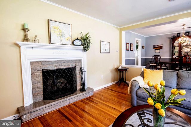 418 DOUBLEWOODS RD, Langhorne, PA 19047