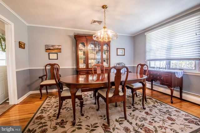 418 DOUBLEWOODS RD, Langhorne, PA 19047