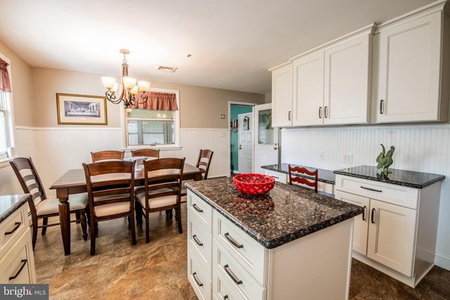 418 DOUBLEWOODS RD, Langhorne, PA 19047