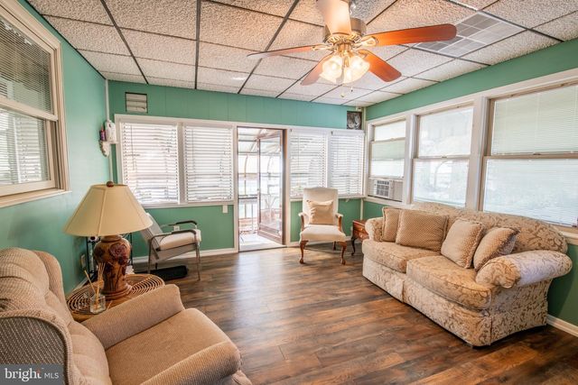418 DOUBLEWOODS RD, Langhorne, PA 19047