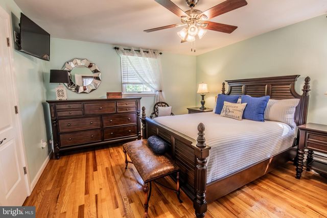 418 DOUBLEWOODS RD, Langhorne, PA 19047