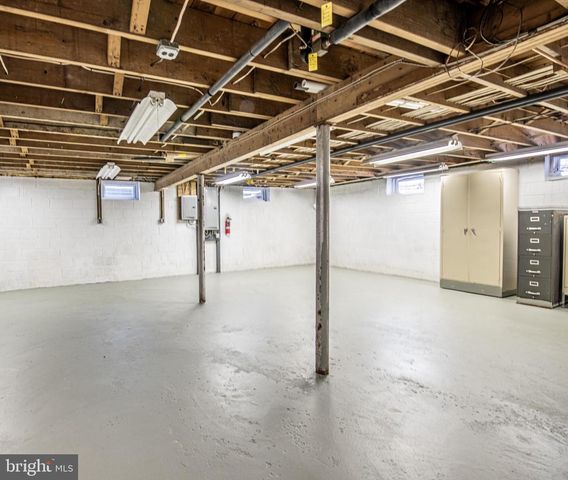 418 DOUBLEWOODS RD, Langhorne, PA 19047