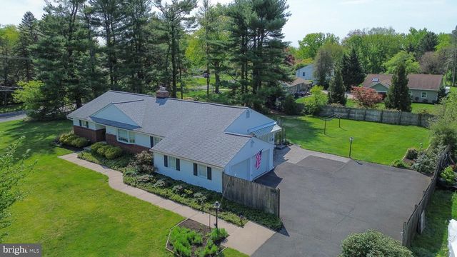 418 DOUBLEWOODS RD, Langhorne, PA 19047