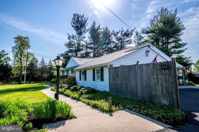 418 DOUBLEWOODS RD, Langhorne, PA 19047