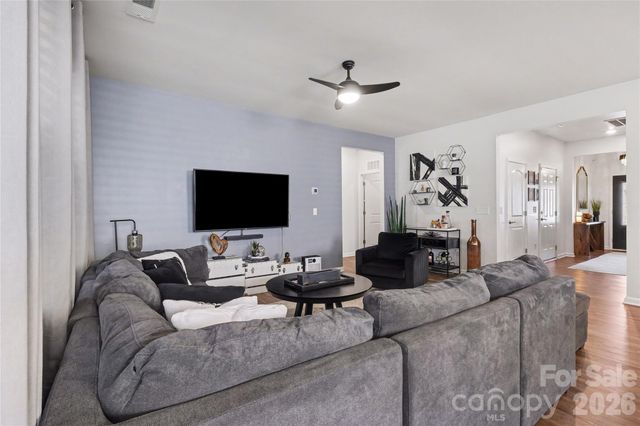 124 Goodleigh Lane, Mooresville, NC 28115