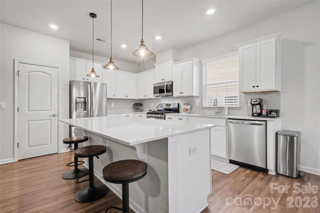 124 Goodleigh Lane, Mooresville, NC 28115