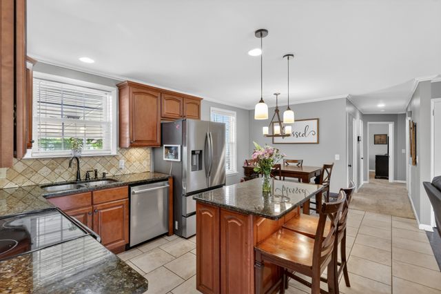 272 Wessington Pl, N, Hendersonville, TN 37075