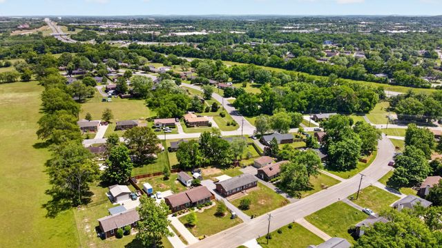 272 Wessington Pl, N, Hendersonville, TN 37075