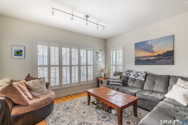 43 Beachland Avenue, Milford, CT 06460