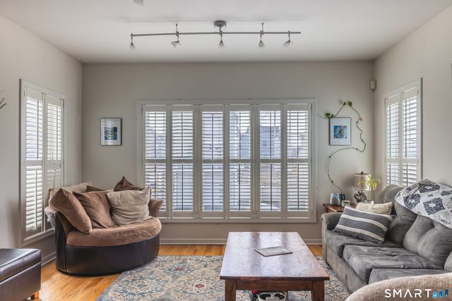 43 Beachland Avenue, Milford, CT 06460