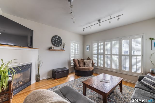 43 Beachland Avenue, Milford, CT 06460