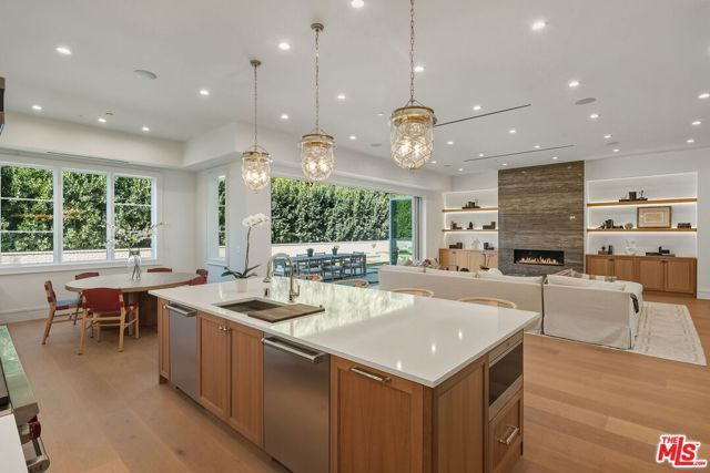 1675 San Remo Drive, Pacific Palisades (los Angeles), CA 90272