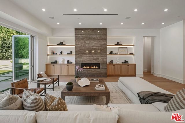 1675 San Remo Drive, Pacific Palisades (los Angeles), CA 90272