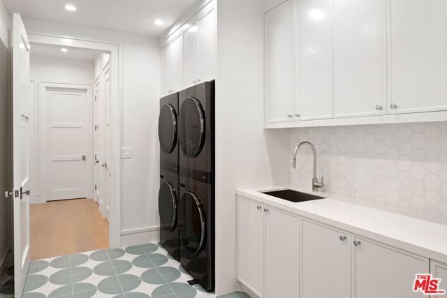 1675 San Remo Drive, Pacific Palisades (los Angeles), CA 90272