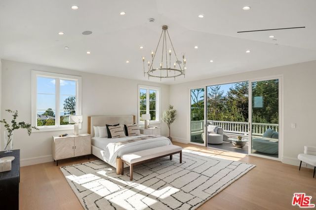 1675 San Remo Drive, Pacific Palisades (los Angeles), CA 90272