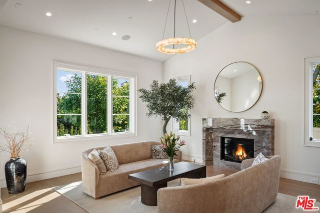 1675 San Remo Drive, Pacific Palisades (los Angeles), CA 90272
