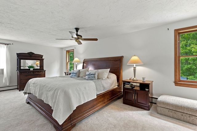 25 Mockingbird Ln, Maynard, MA 01754