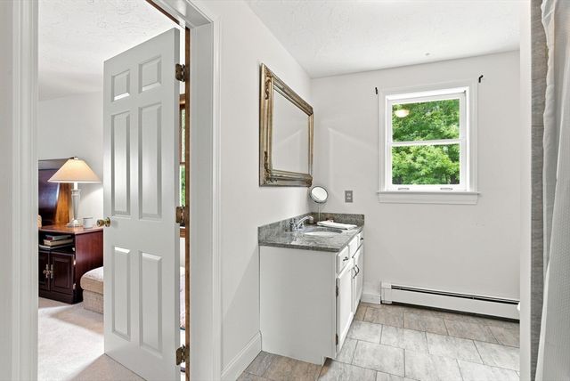 25 Mockingbird Ln, Maynard, MA 01754