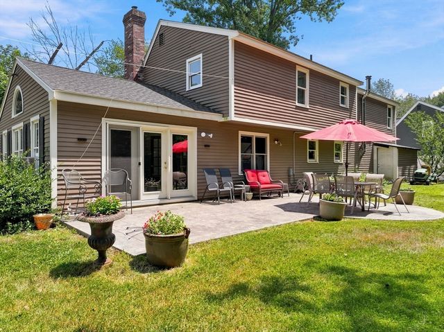 25 Mockingbird Ln, Maynard, MA 01754