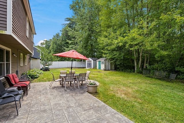 25 Mockingbird Ln, Maynard, MA 01754