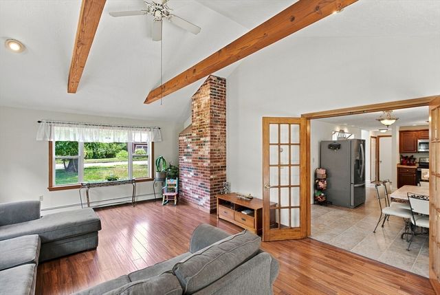 25 Mockingbird Ln, Maynard, MA 01754