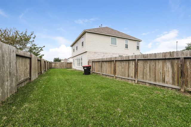 1826 Sun Point Court, Humble, TX 77396