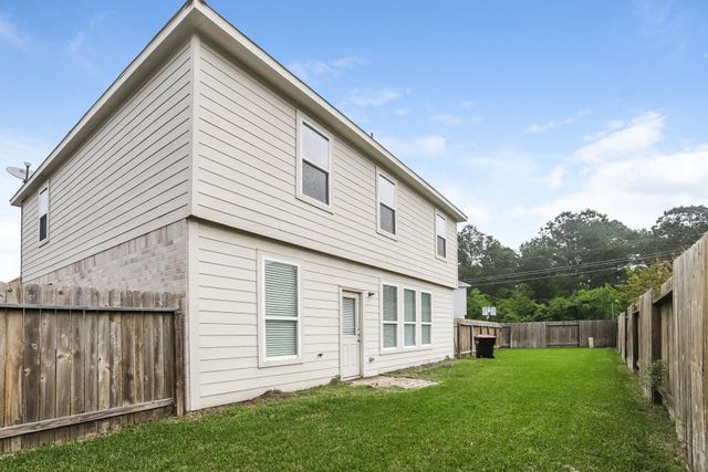1826 Sun Point Court, Humble, TX 77396