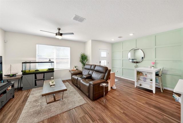 553 JOHN L MICA WAY, Longwood, FL 32750