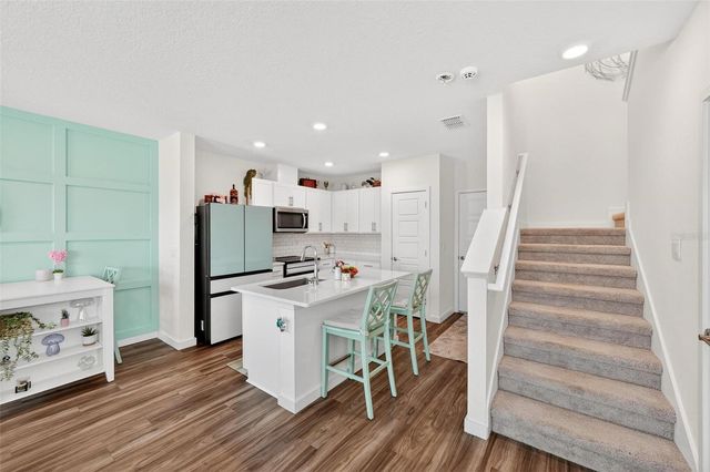 553 JOHN L MICA WAY, Longwood, FL 32750