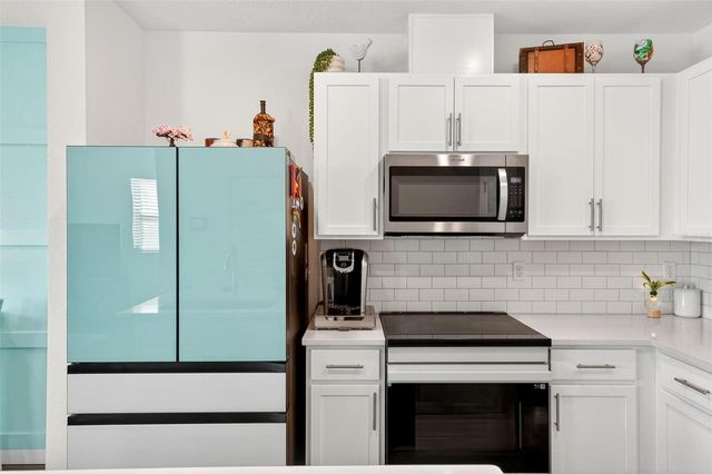 553 JOHN L MICA WAY, Longwood, FL 32750