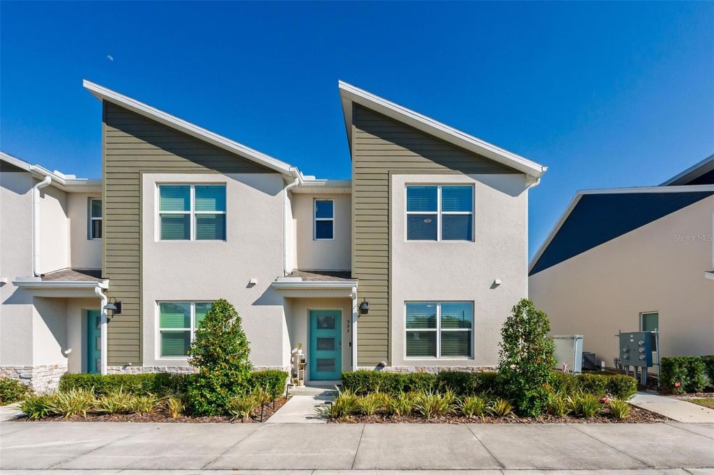 553 JOHN L MICA WAY, Longwood, FL 32750