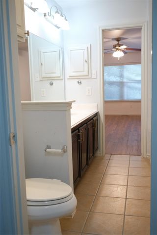 244 Turnberry Lane, Lewisville, TX 75067