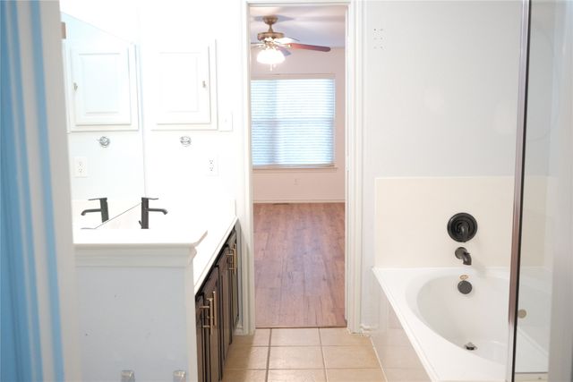 244 Turnberry Lane, Lewisville, TX 75067