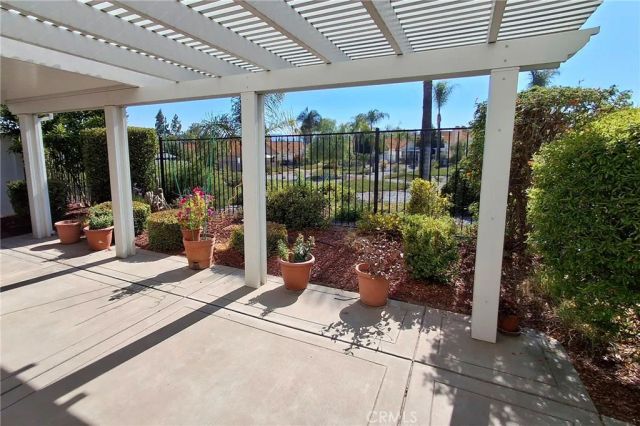 40247 Via Acuna, Murrieta, CA 92562