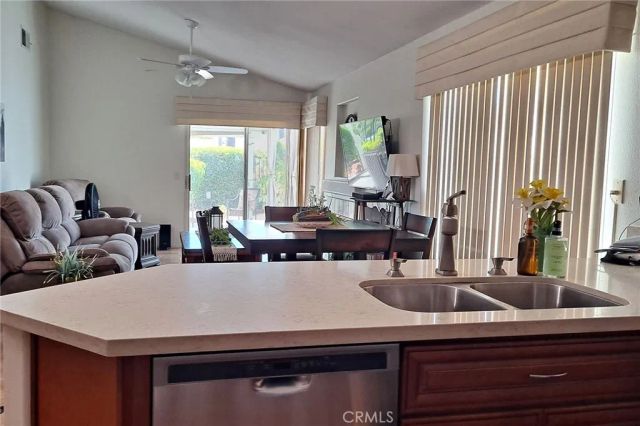 40247 Via Acuna, Murrieta, CA 92562