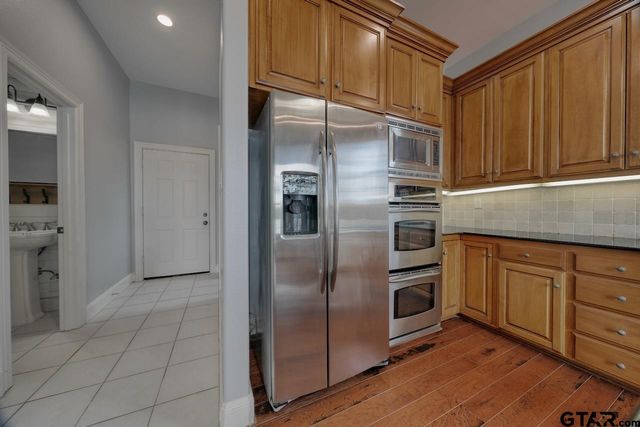 1333 Hideaway Lane W, Hideaway, TX 75771