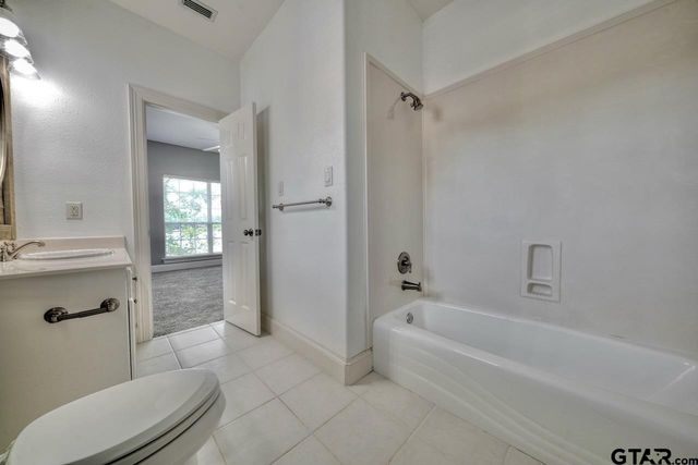 1333 Hideaway Lane W, Hideaway, TX 75771
