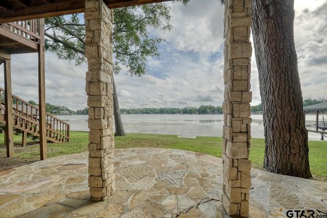 1333 Hideaway Lane W, Hideaway, TX 75771
