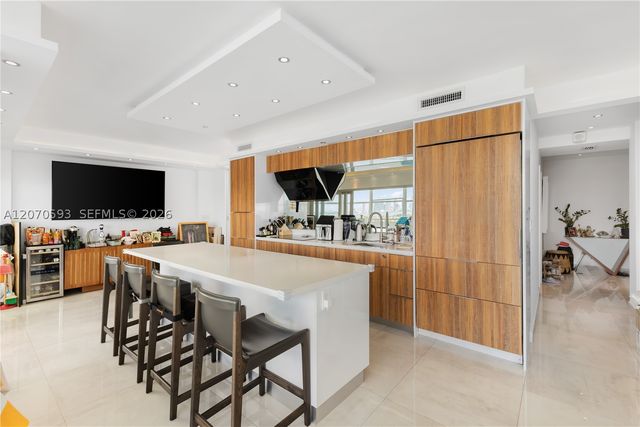 3 Island Ave 14D, Miami Beach, FL 33139