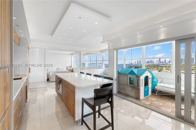 3 Island Ave 14D, Miami Beach, FL 33139
