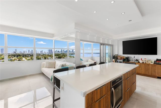 3 Island Ave 14D, Miami Beach, FL 33139
